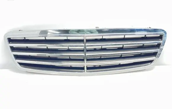 Mercedes-Benz C AMG W203 Front grill A2038800223