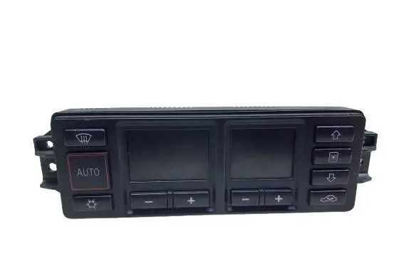 Audi A3 S3 8L Climate control unit 8L0820043B