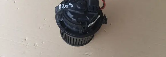 Peugeot 208 I Heater fan/blower T1013140A