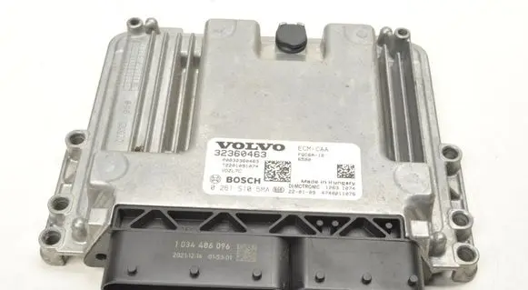 Volvo XC40 Engine control unit/module ECU 32360463