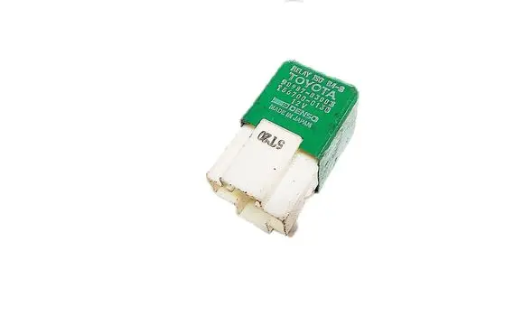 Toyota Avensis T250 Other relay 9098703003