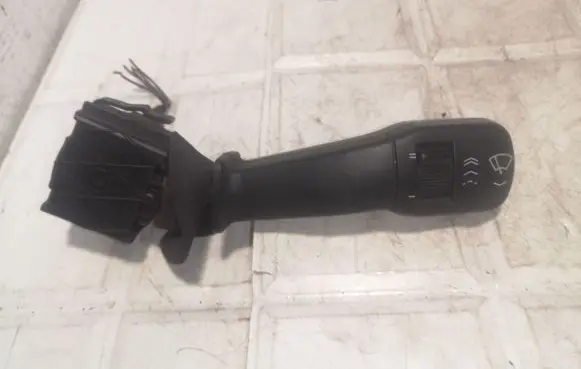 BMW 5 E39 Wiper control stalk 8352013 01200900