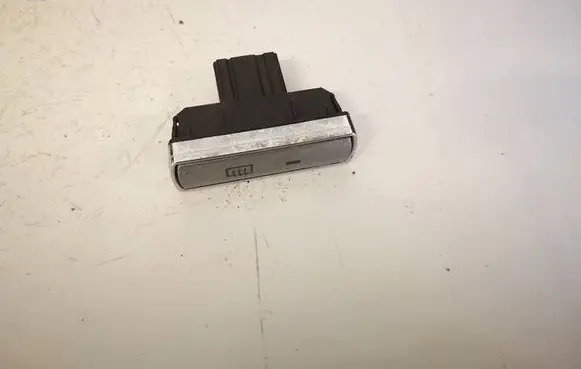 Ford Mondeo Mk III Windscreen/window heater switch 4S7T18C621AB