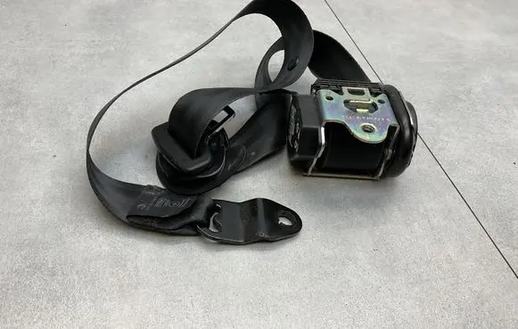 Land Rover Range Rover Evoque L538 Front seatbelt 620198300
