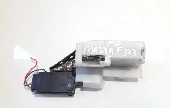 Mazda 323 F Front door lock