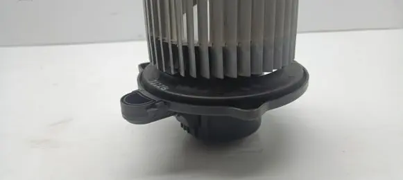 Hyundai i30 Heater fan/blower F00S33F012