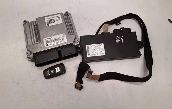 BMW 1 E82 E88 Engine ECU kit and lock set 8506374 13618506374 0281016067