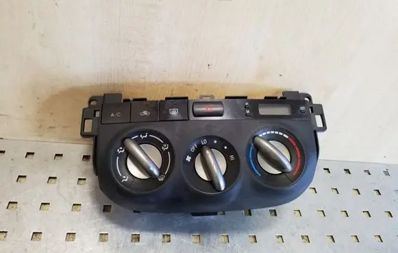 Toyota RAV 4 (XA20) Climate control unit 4559112060 5590042200
