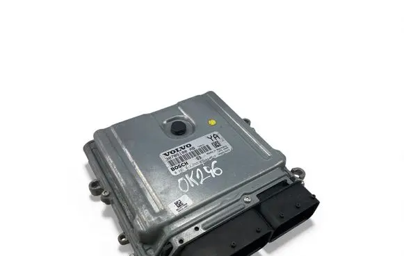 Volvo XC70 Engine control unit/module ECU 30785100AB 0281012765