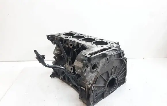 BMW 3 E92 E93 Engine block 7811138 N47D20A