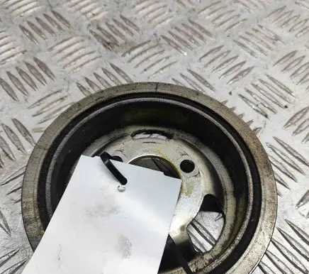 Peugeot 308 Crankshaft pulley 763855180 V763855180