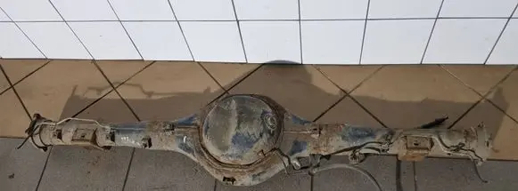 Mitsubishi L200 Rear differential