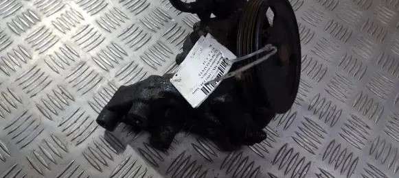 Mazda MX-3 Power steering pump