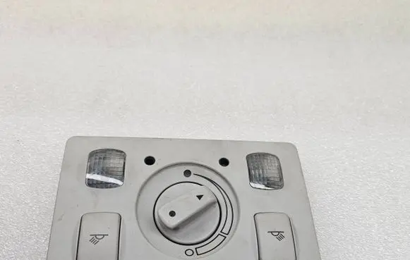 Front seat light