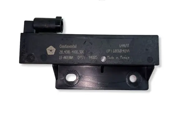 Jeep Grand Cherokee Aerial antenna amplifier 68068148AA