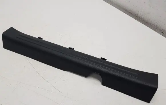 KIA Soul Rear sill trim cover 85881B2000