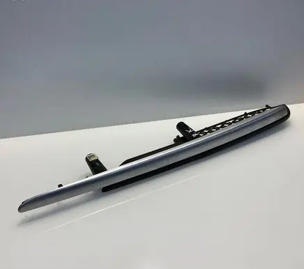 Mercedes-Benz ML W164 Other front door trim element A1647200928 1647200928
