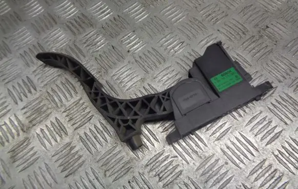 Skoda Fabia Mk1 (6Y) Accelerator throttle pedal 6Q1721503A