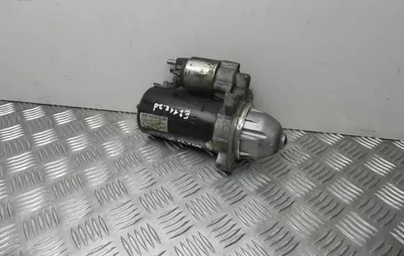 Mercedes-Benz E W211 Starter motor 005151660180 VD16167