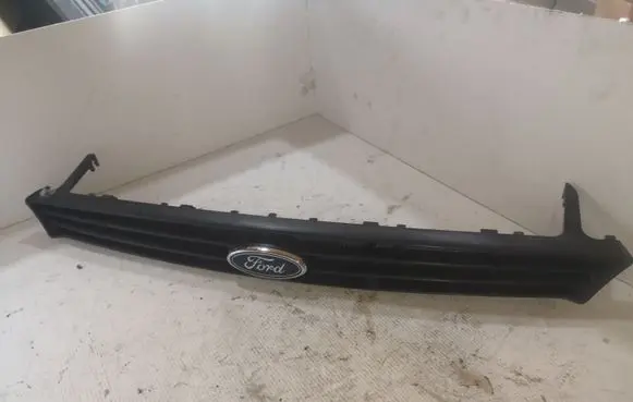 Ford Focus Front bumper upper radiator grill 98AB8200ALW 98AB8200AL
