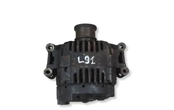 Mercedes-Benz C W204 Generator/alternator A0141541102 2605299A