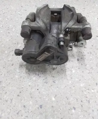 Subaru Forester SK Rear brake caliper 26620SJ010 26692SJ012 26634SJ011