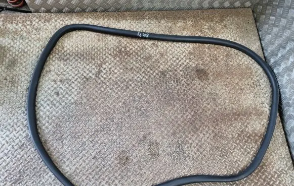 Ford Escape IV Front door rubber seal LJ6BS20708 LJ6BS20708BA