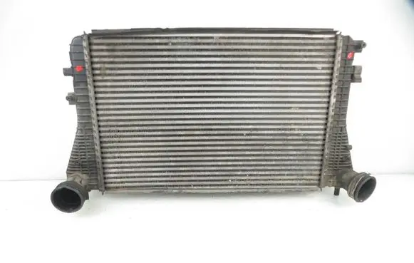Volkswagen Touran I Intercooler radiator 