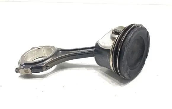 Mercedes-Benz CLA C117 X117 W117 Piston with connecting rod 
