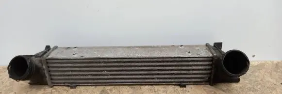 BMW 1 E81 E87 Intercooler radiator 3093796 7524916 715070608