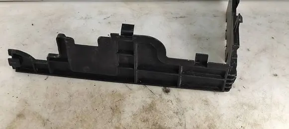 Opel Vivaro Battery tray heat shield 244310005R 106009A187