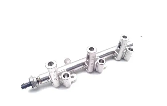 Opel Mokka B Fuel main line pipe 9811353880 37139Y01
