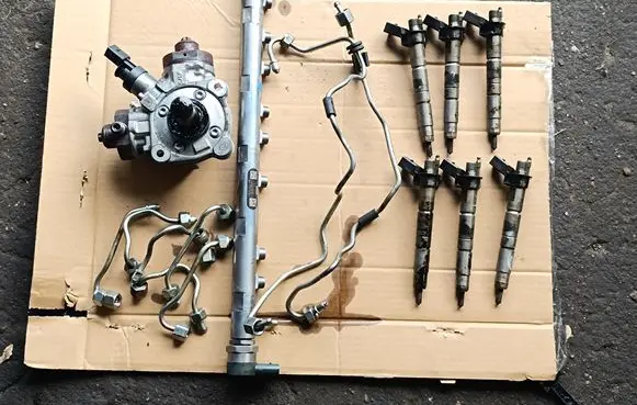BMW 6 F06 Gran coupe Fuel injection system set 0445216036 7823470 0445010638