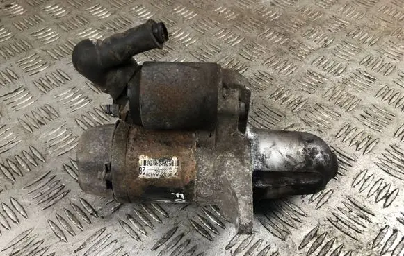 Subaru Forester SG Starter motor 23300AA450 M000T30471
