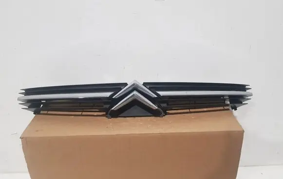 Citroen C5 Quarter panel pressure vent 9636751980