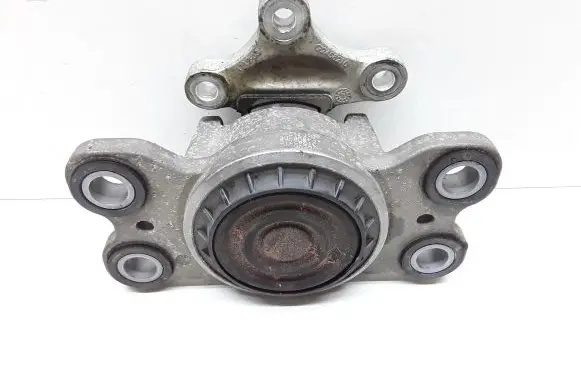 Volvo V60 Engine mount bracket 31262710