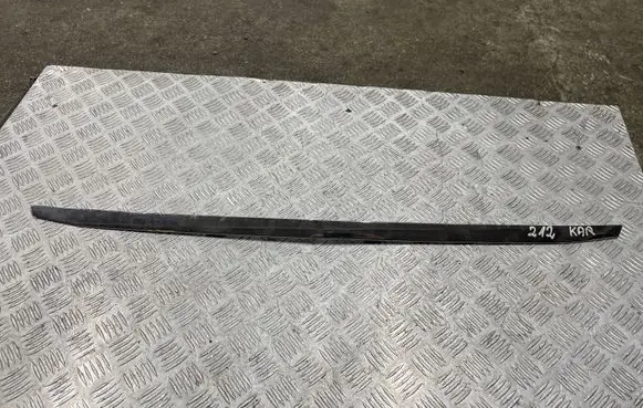 Mercedes-Benz E W212 Tailgate/boot cover trim set A2127430182