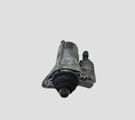 Volkswagen Golf V Starter motor 02Z911023H