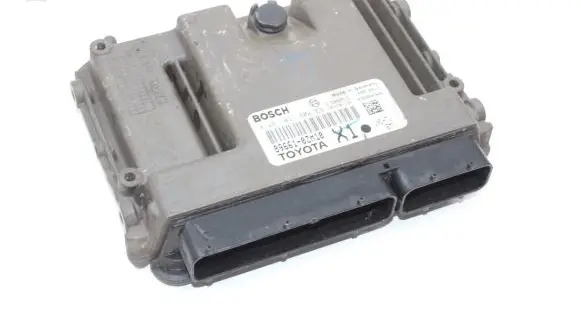 Toyota Auris E180 Engine control unit/module 896610ZM10 0281031802