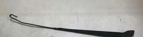 Citroen Xsara Picasso Front wiper blade arm 9635767780