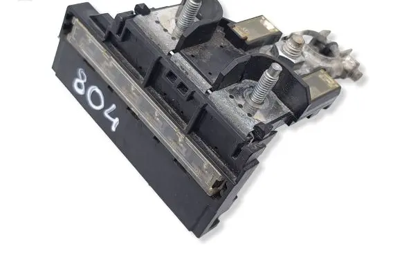 Nissan Juke II F16 Battery relay fuse 