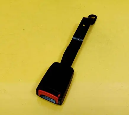 Volkswagen Golf III Front seatbelt buckle 1H0857755
