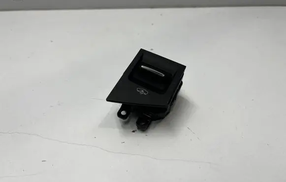 Maserati Levante Other switches/knobs/shifts 670064672