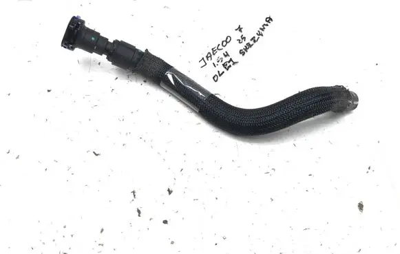 Chery 7 Gearbox oil cooler pipe/hose 123000132AA