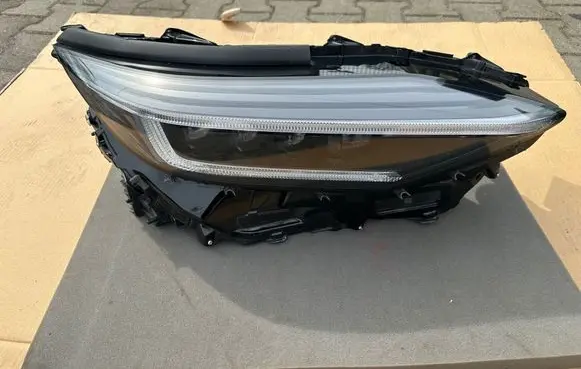 Subaru Solterra Headlight/headlamp 8118542F50