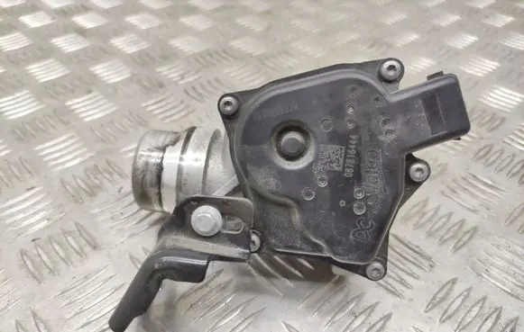 Mercedes-Benz A W176 Throttle valve 161A09287R
