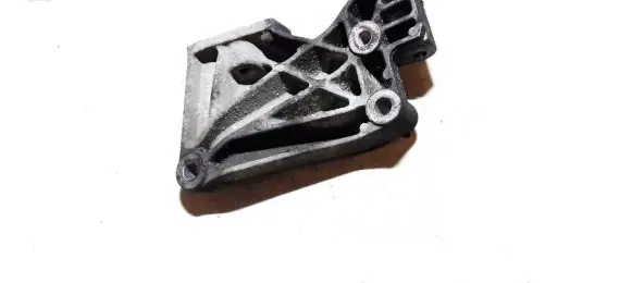 Opel Astra G Engine mounting bracket