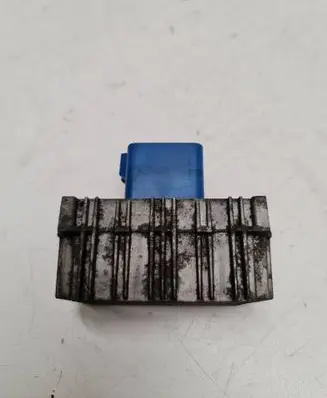 Opel Astra H Glow plug pre-heat relay 55353011 51299014B