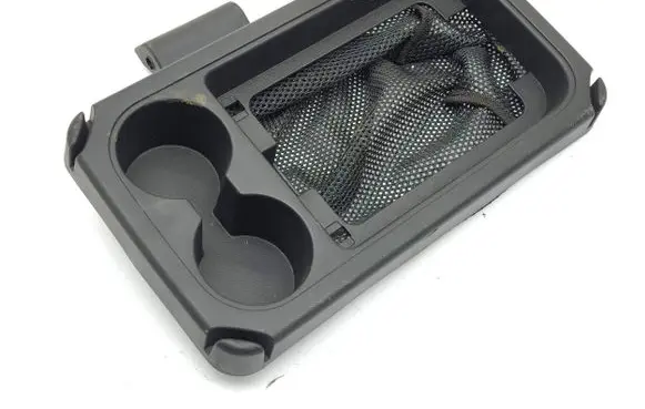 Mazda 5 Cup holder back 