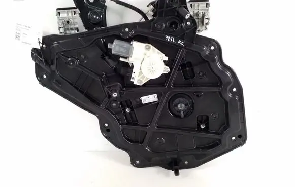 Tesla Model Y Rear door manual window regulator 149551200G